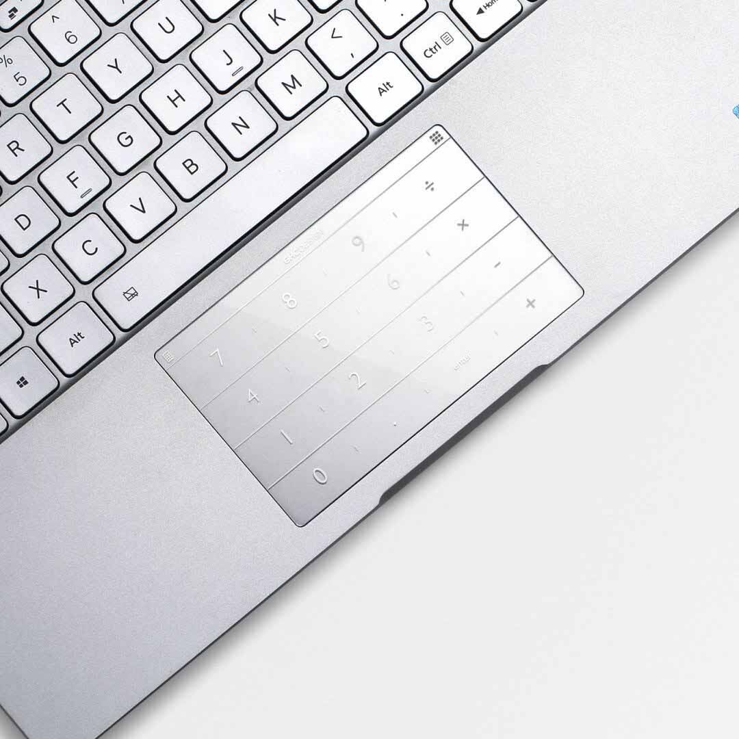 Клавиатура Luckey Nums Ultra-thin Smart Keyboard